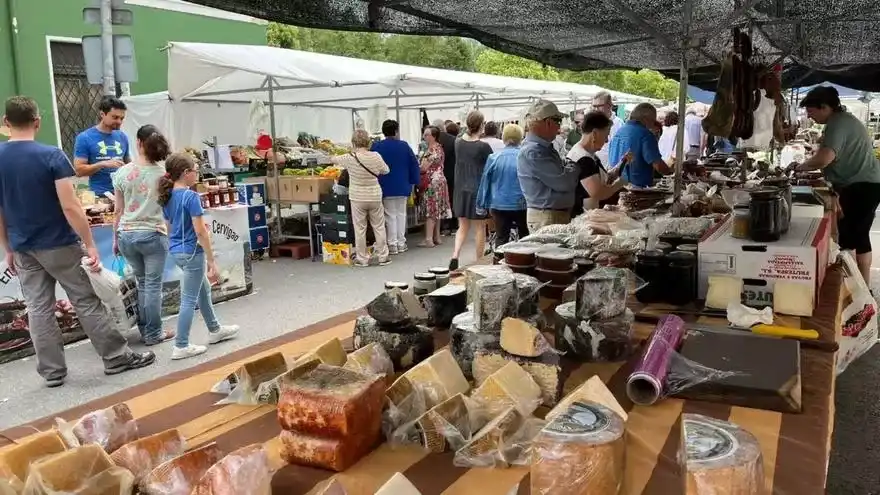 Imagen de Mercadillo de Infiesto