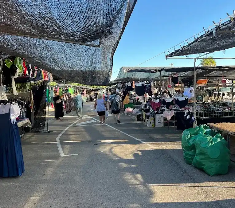 Marché de La Pineda