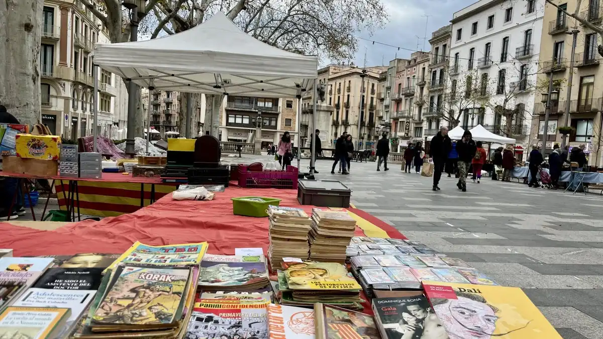 Figueres Antiques Market