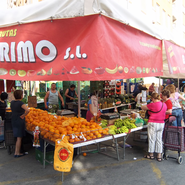 Puesto de mercadillo: Frutas El Primo