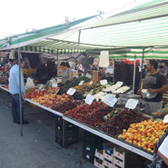 Puesto de mercadillo: Frutas Juanete