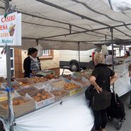 Puesto de mercadillo: Pastelería "La Muñeca"